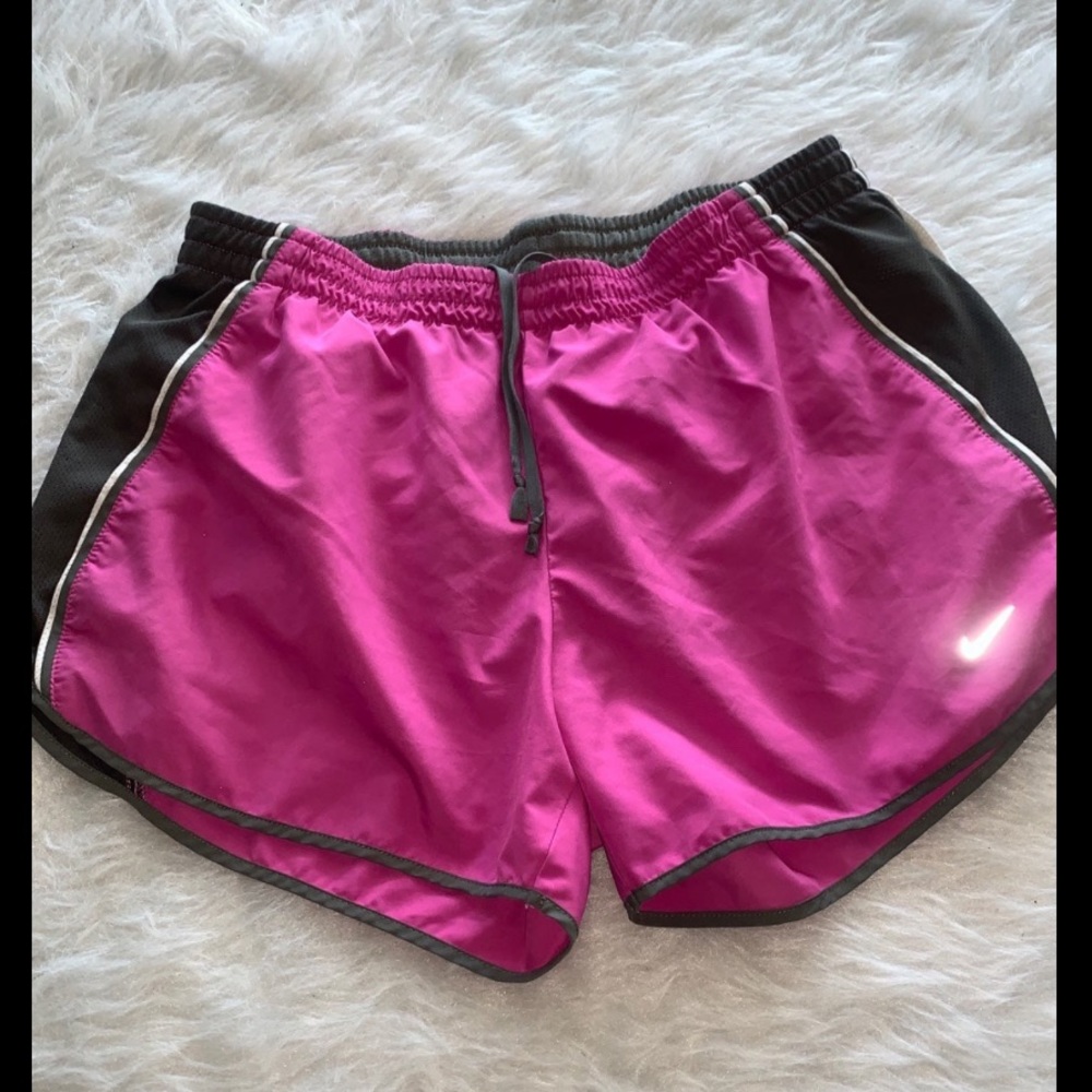 Nike women shorts